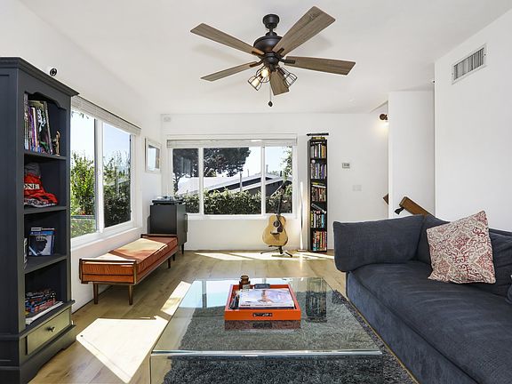 5th image of 709 1/2 Micheltorena St