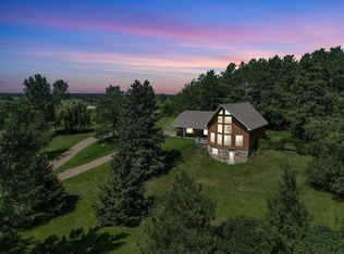 1762 250th St, Emerald, WI 54013