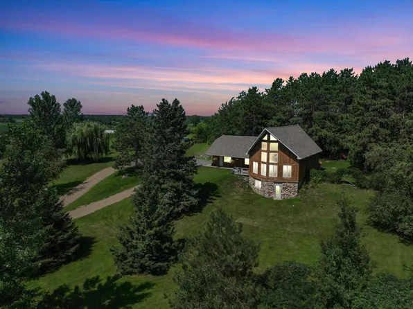 1762 250th St, Emerald, WI 54013