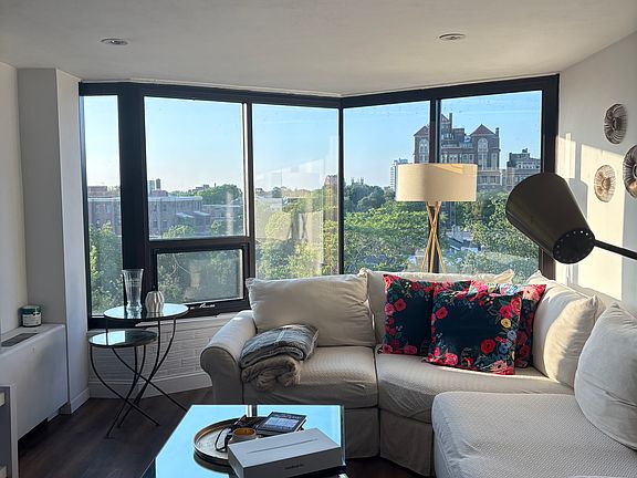 3rd image of 849 Delaware Ave APT 704