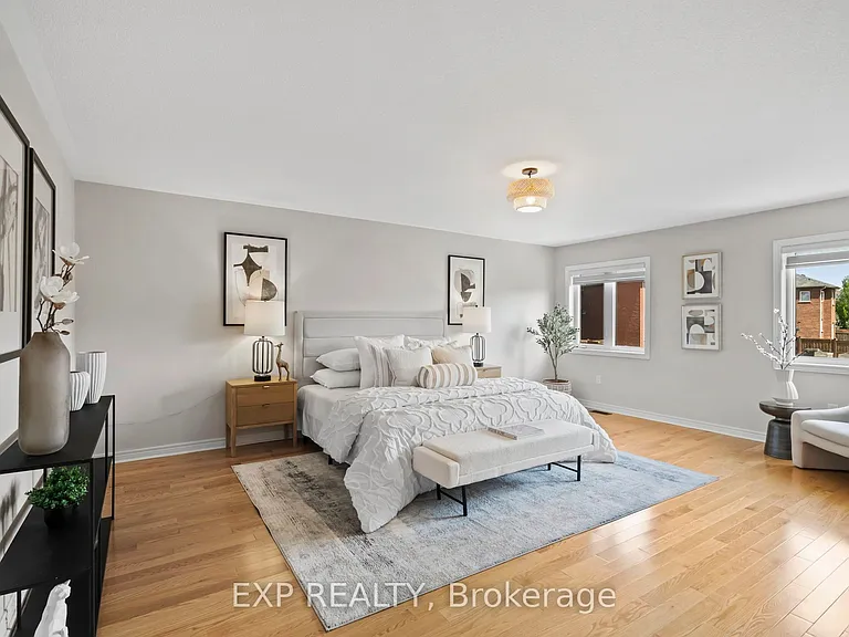 131 Greenwood Rd — Photo 13