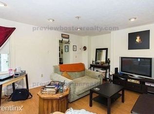 25 Pequossette St #A, Watertown, MA 02472