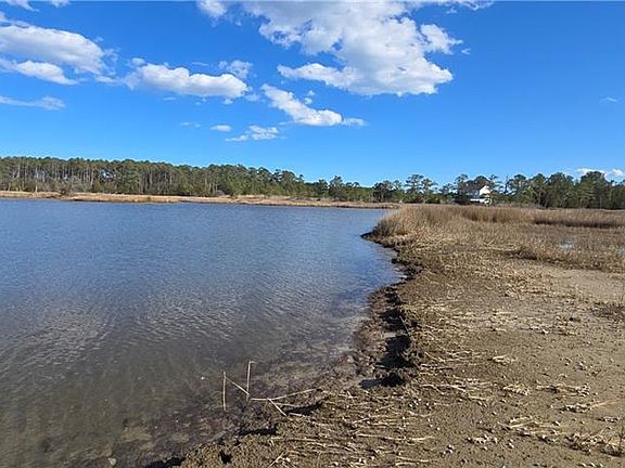 5th image of 10 Haven Beach Rd