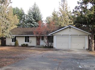 2712 NE Canyon Park Pl, Bend, OR 97701