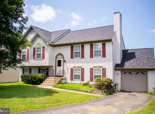 18 Cross Cut Ln, Fredericksburg, VA 22405