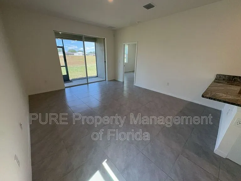 5416 NW 46th Lane Rd — Photo 10