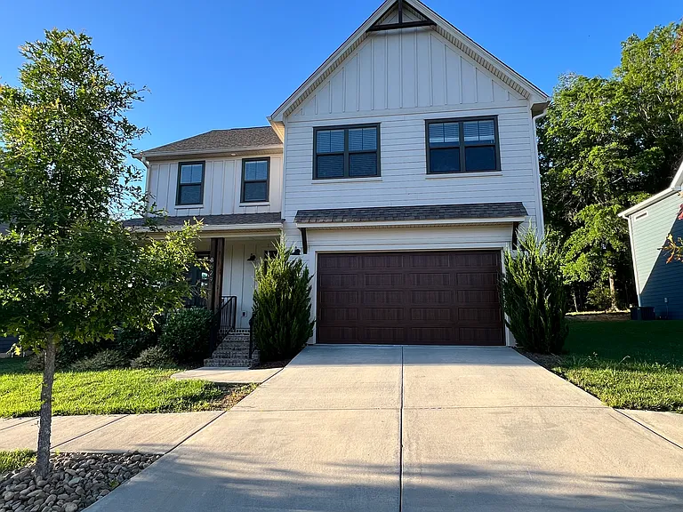 8629 Masons Gate Ln — Photo 3