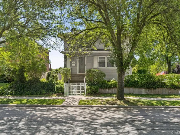 2950 Randall Avenue, Bronx, NY 10465