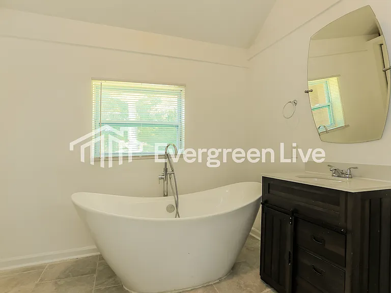 2308 Palmetto Ave SW — Photo 10