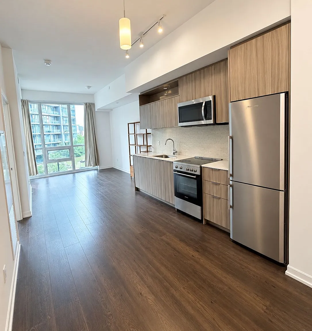 The Park club condos — Photo 2