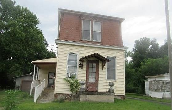 1st image of 306 S 20th St