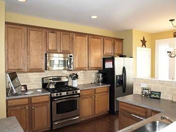 5th image of 1002 Robbinsville Edinburg Rd