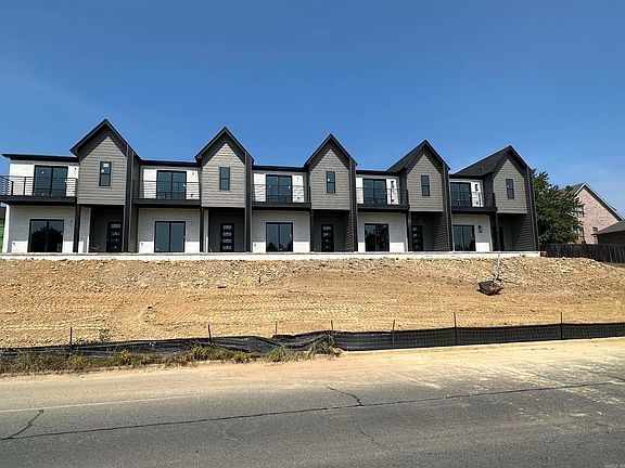 2nd image of 225 Country Club Pkwy #42