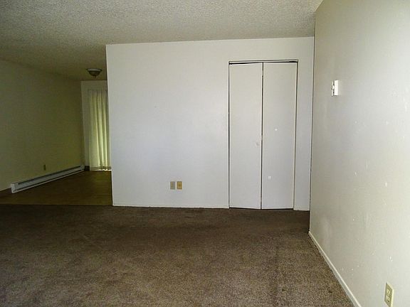 5th image of 3306 E 18th St #6