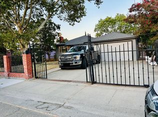 5021 Warwick Ave, Sacramento, CA 95820