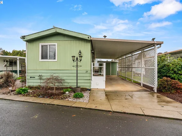 1225 W 10th Ave Unit 25, Junction City, OR 97448