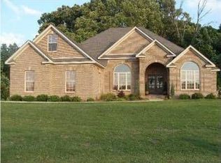 500 Golf Trail Rdg, Muscle Shoals, AL 35661