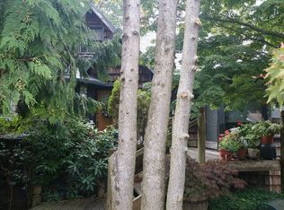 7107 39th Ave SW, Seattle, WA 98136