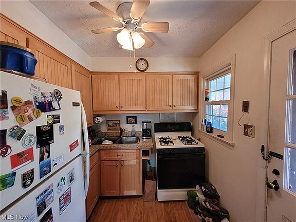 5th image of 1930 11th St