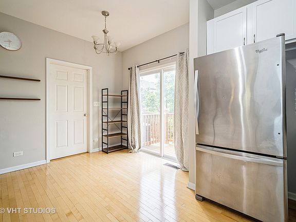 3rd image of 1098 N Claremont Dr Unit 1