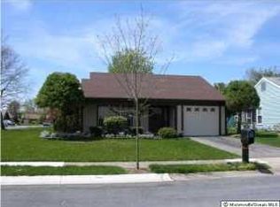 1 Oakham Row, Manchester, NJ 08759