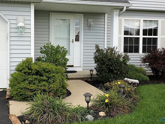 2nd image of 26611 Basswood Dr