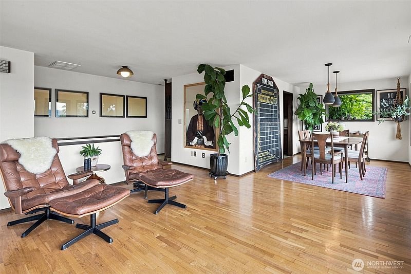5th image of 7615 S 115th Street