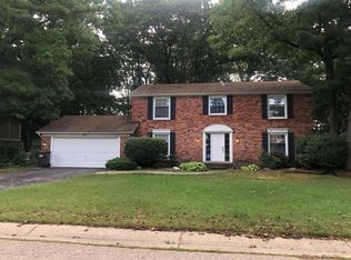 8327 Lake Pine Dr, Commerce Township, MI 48382