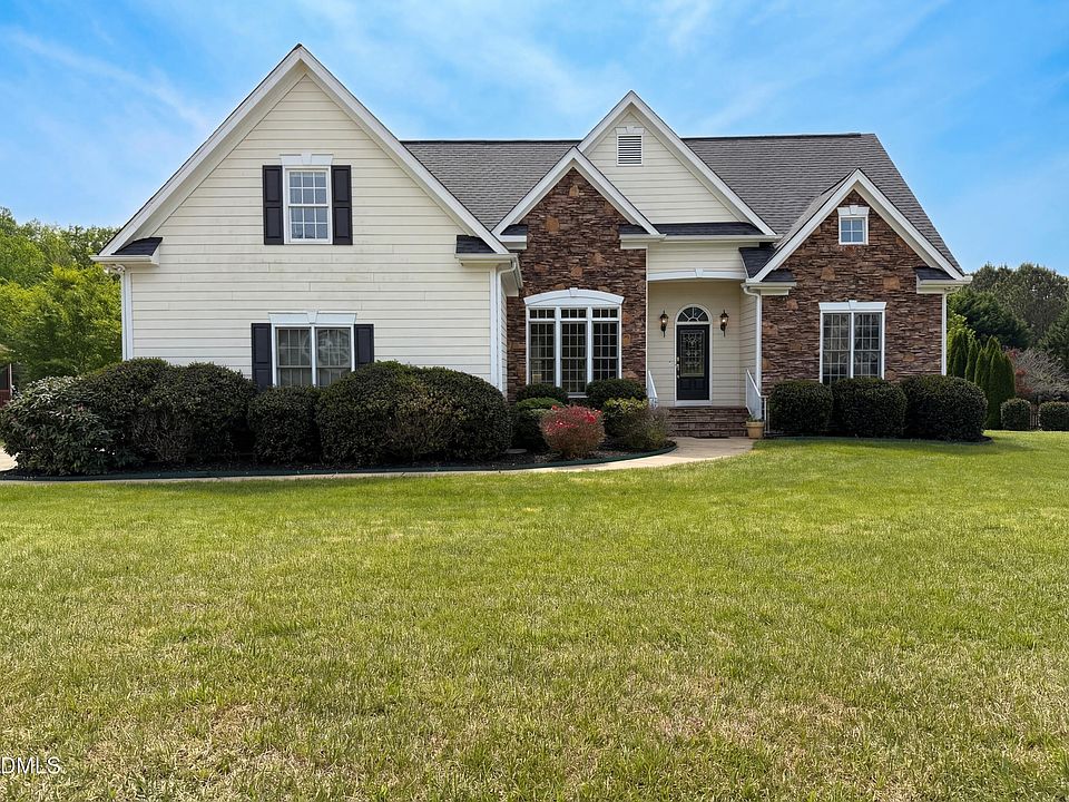 1st image of 90 Scotts Pine Cir