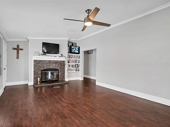 5th image of 14210 Forest Knoll St