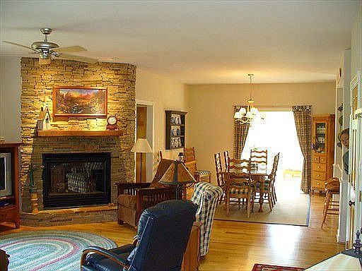 Open Floor Plan with Beautiful Mapel Floors