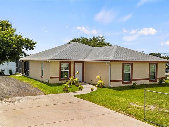 5th image of 3841 Walker Shores Dr