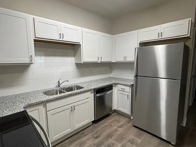 1 bed, 606 sqft, $1,225 — Photo 2