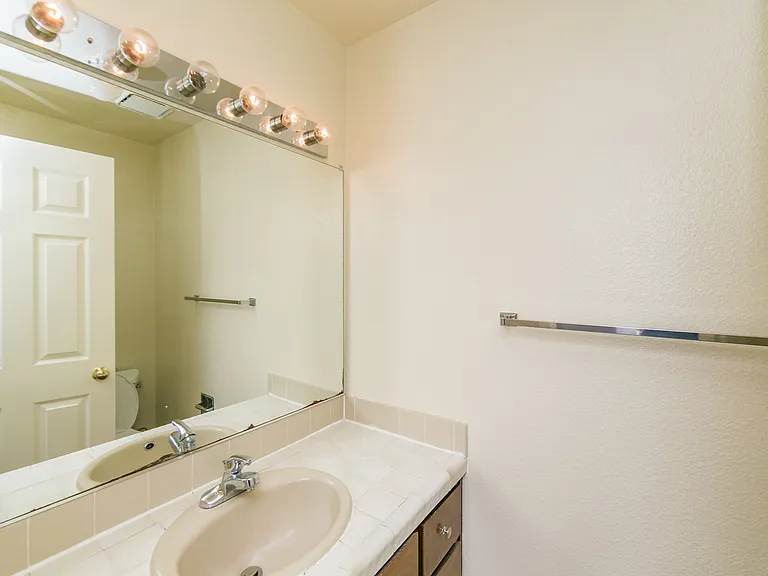 419 Dorado Ter — Photo 10