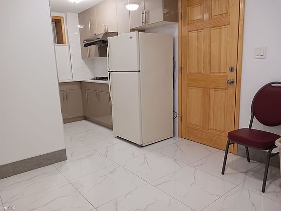 915cb9dc-3728-4ff1-9de3-e95c3bf0ed43