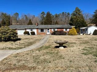 2406 Eastland Rd, Roanoke, VA 24014