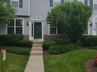 2042 Wagner Rd, Batavia, IL 60510