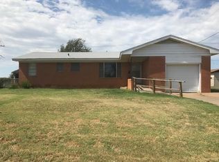 1805 Hollywood Dr, Altus, OK 73521