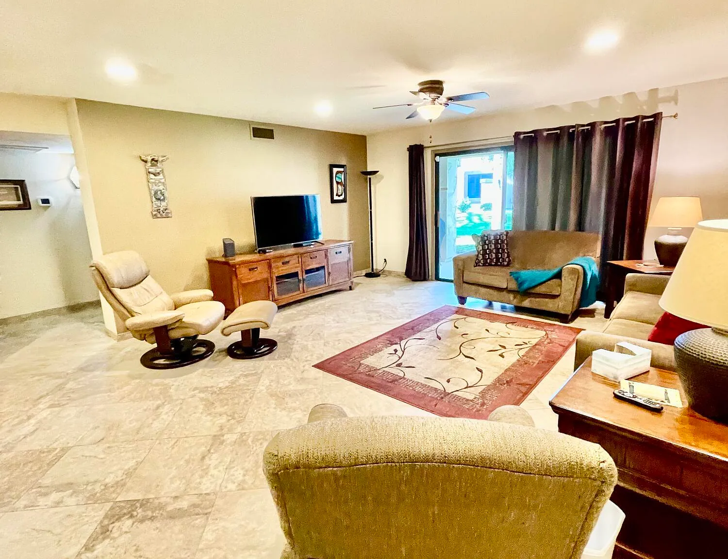 2 bed, 2.0 bath, 1325 sqft, $1,795 — Photo 3
