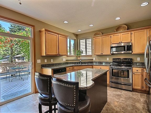 5th image of 11456 SE 194th St