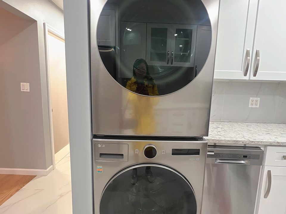 1542 Utopia Pkwy Whitestone, NY Zillow Apartments for Rent in