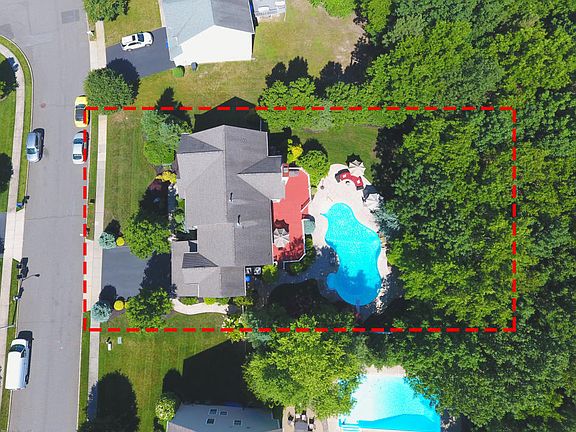 3rd image of 2413 Village Green Ct