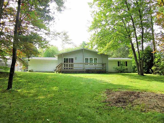 3rd image of 7622 Riverview Dr