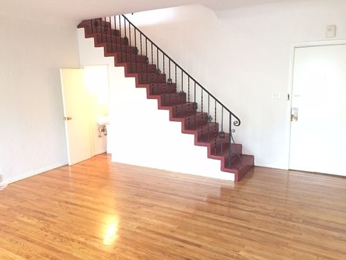 4th image of 1200 N Gardner St APT 4