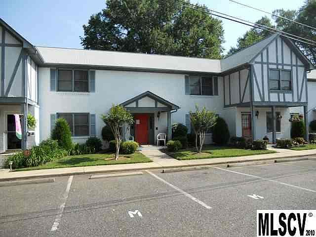 1st image of 1208M E Franklin Blvd