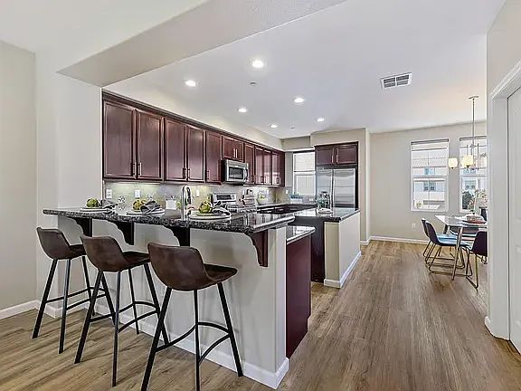 118 Selby Ln #7 — Photo 9