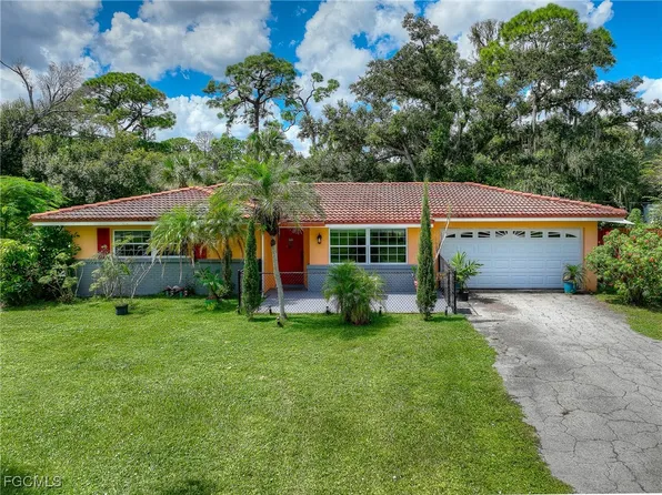 200 Herron Rd, North Fort Myers, FL 33903