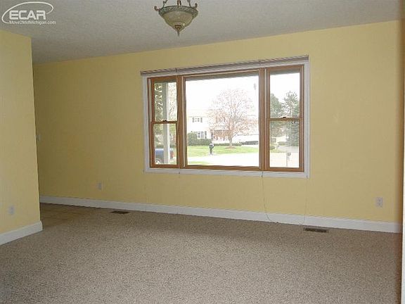 2nd image of 12121 Belann Ct