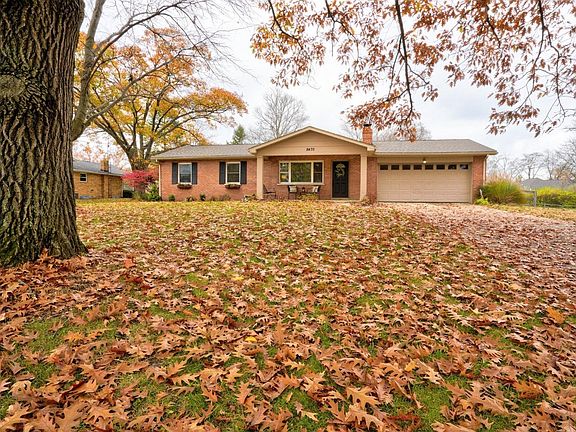 4th image of 8470 Cottonwood Dr