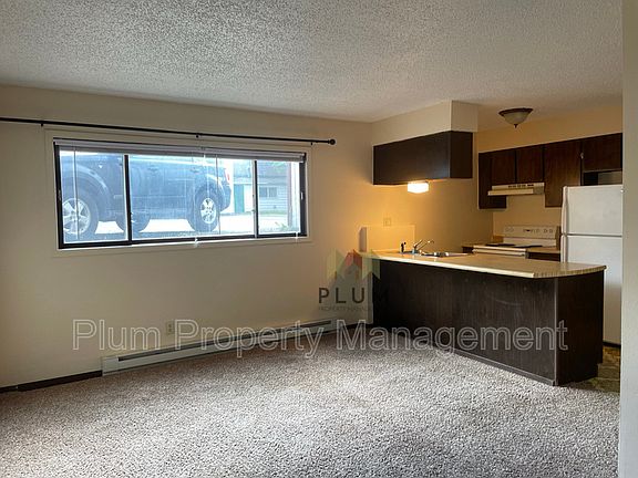 4th image of 1937 S 3rd St W Unit 3